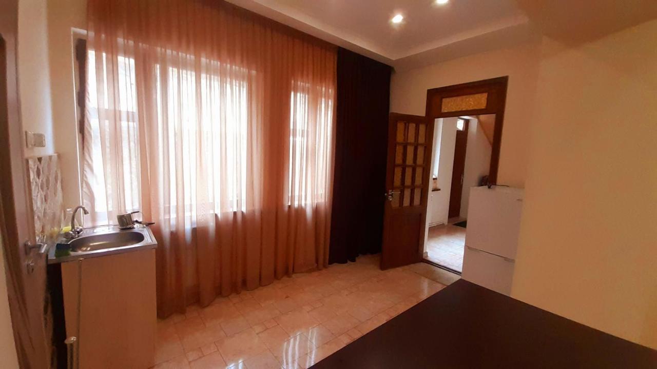 Hotel Dilijan Old Center Luaran gambar