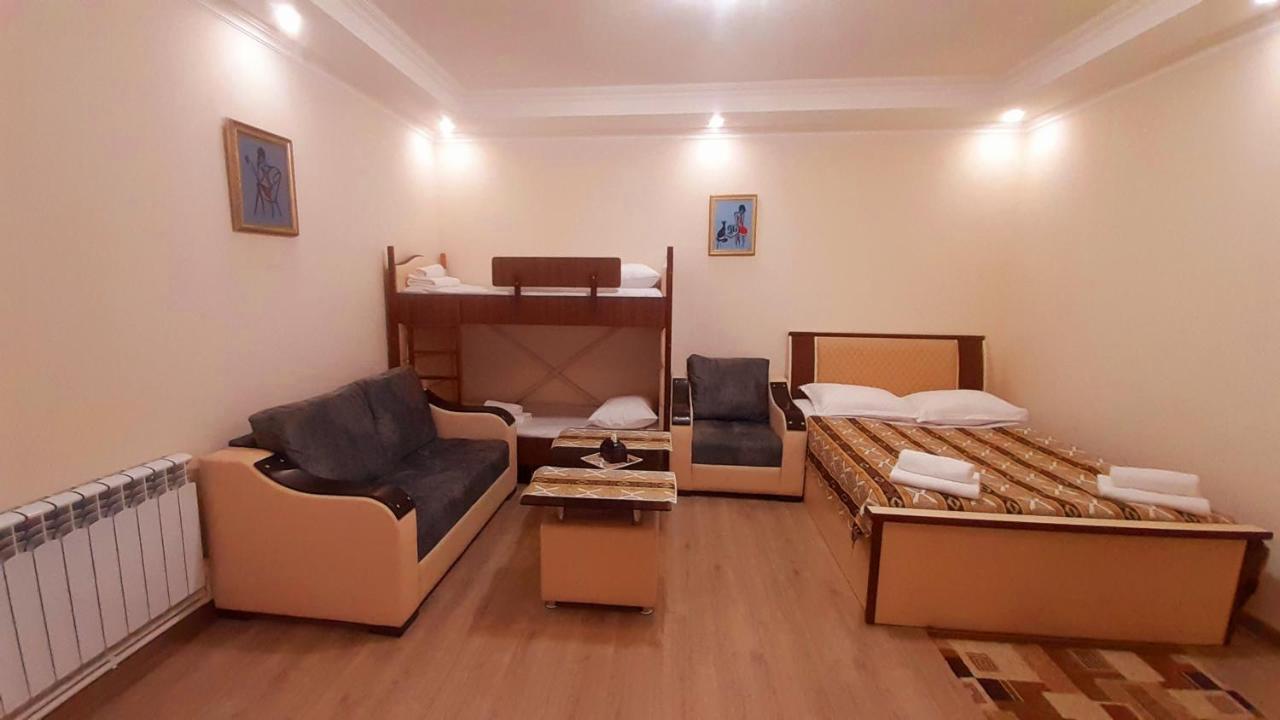 Hotel Dilijan Old Center Luaran gambar