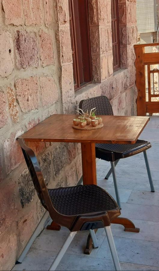 Hotel Dilijan Old Center Luaran gambar