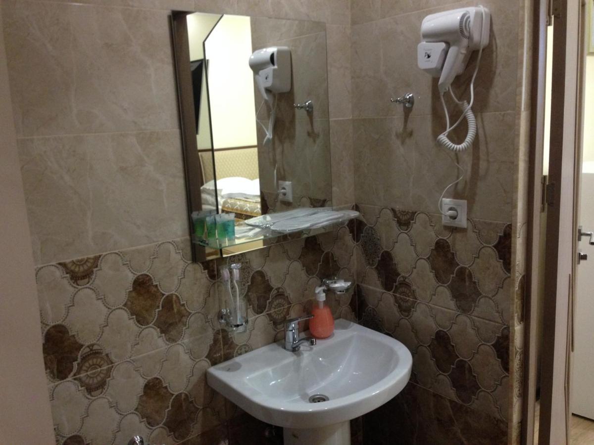 Hotel Dilijan Old Center Luaran gambar
