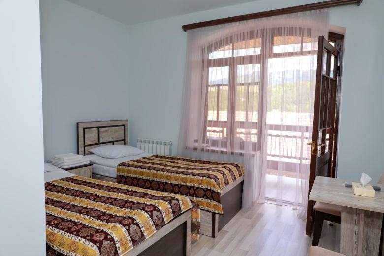 Hotel Dilijan Old Center Luaran gambar